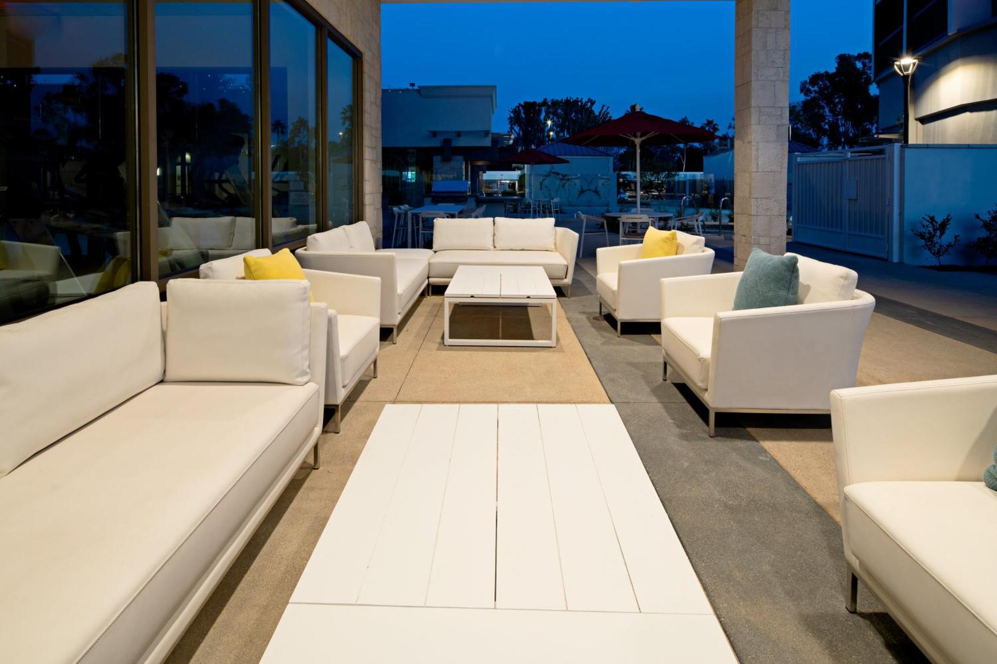 Holiday Inn Long Beach - Airport By Ihg Εξωτερικό φωτογραφία