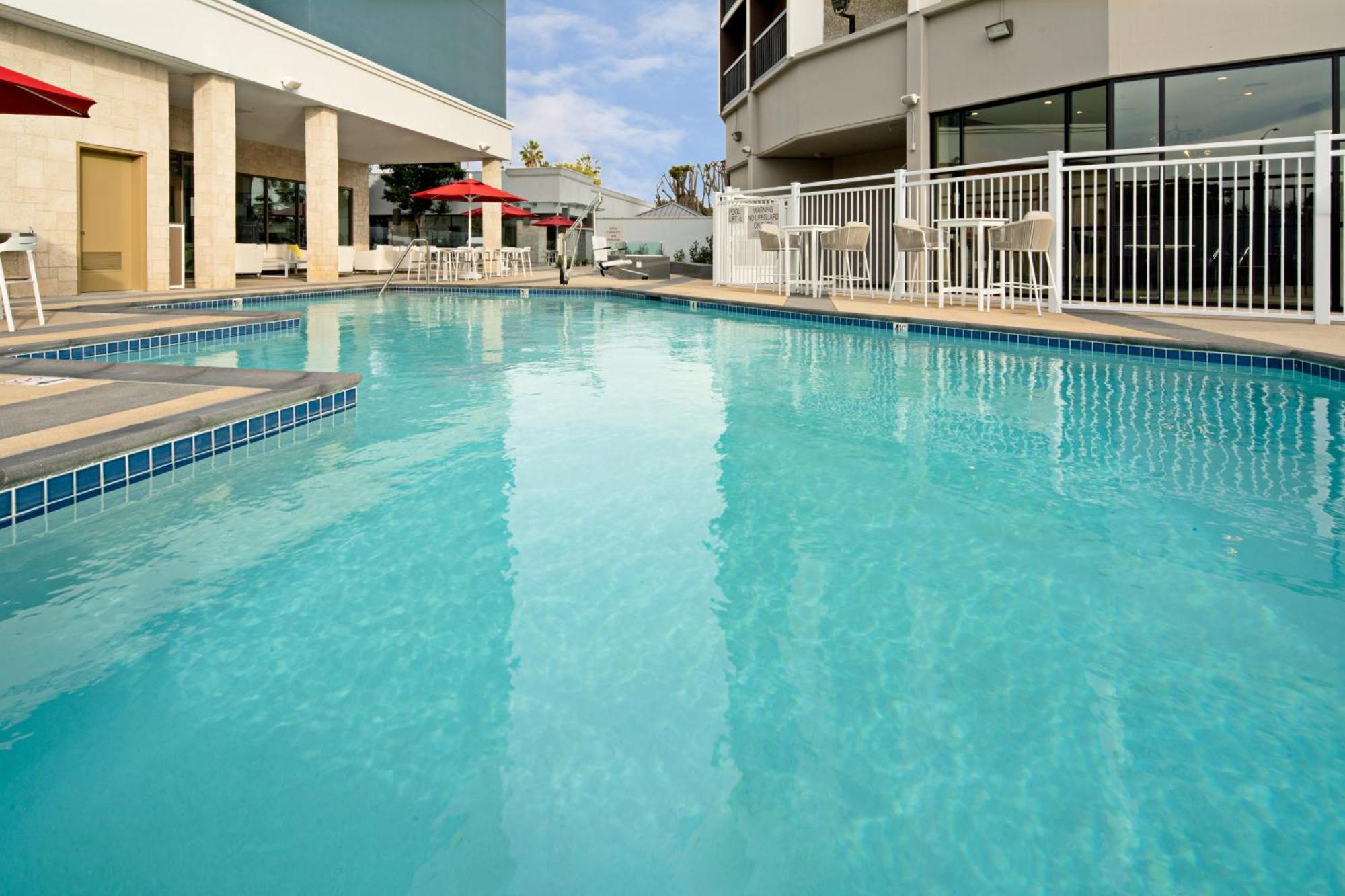 Holiday Inn Long Beach - Airport By Ihg Εξωτερικό φωτογραφία